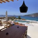 Villa Beachfront Mykon